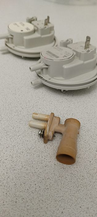 Продам пресостат на катёл Висман