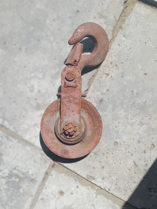 Продам фаркоп,крюки,