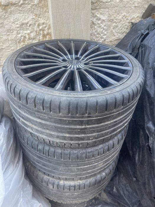 Vand patru jenti+cauciucuri 22’  VW Audi Mercedes