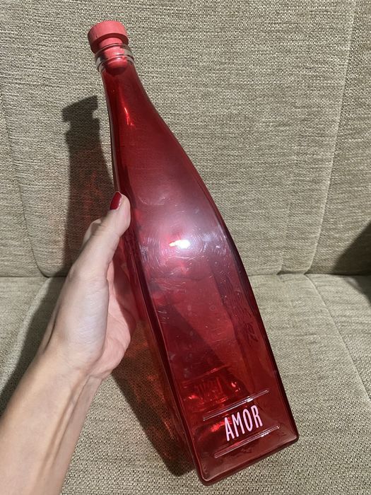 Графин для воды и напитков Любовь 1л