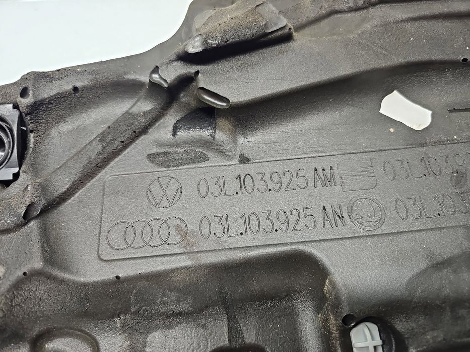 Capac motor Volkswagen Golf 6 (5K1) [Fabr 2009-2013] 03L103925AM 2.0 T