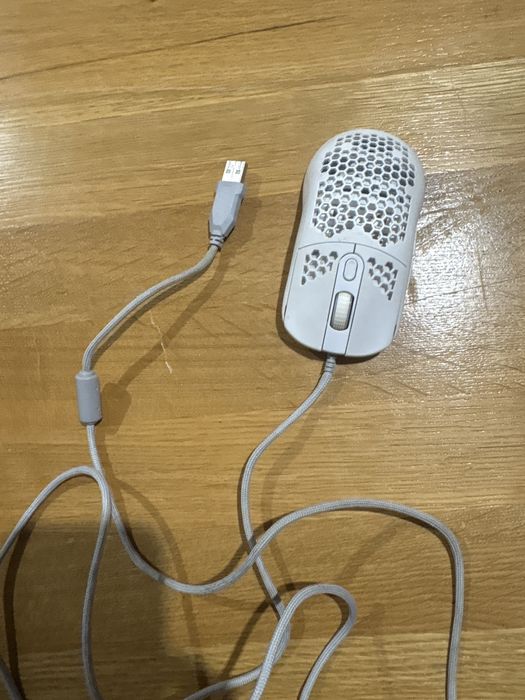 Mouse white shark alb