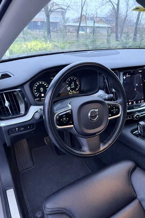 Volvo V60 2021 AWD T6 341cp Plug-in Hybrid