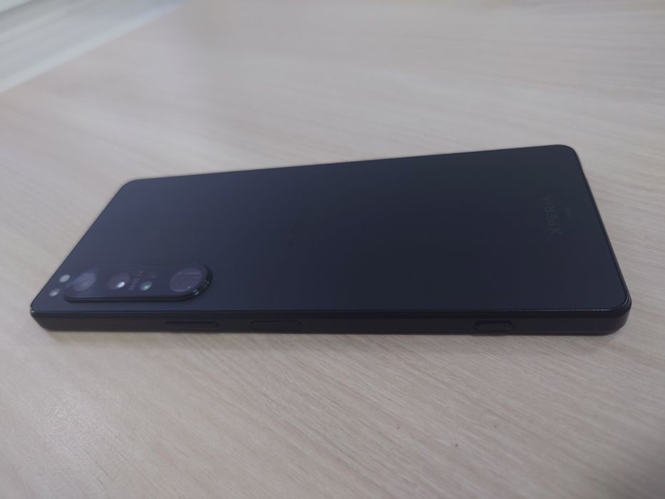 Sony Xperia 1 IV