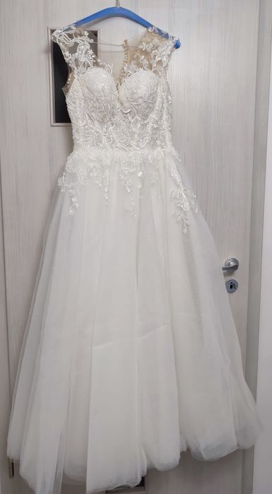 Vând Rochie de mireasa EverGreen