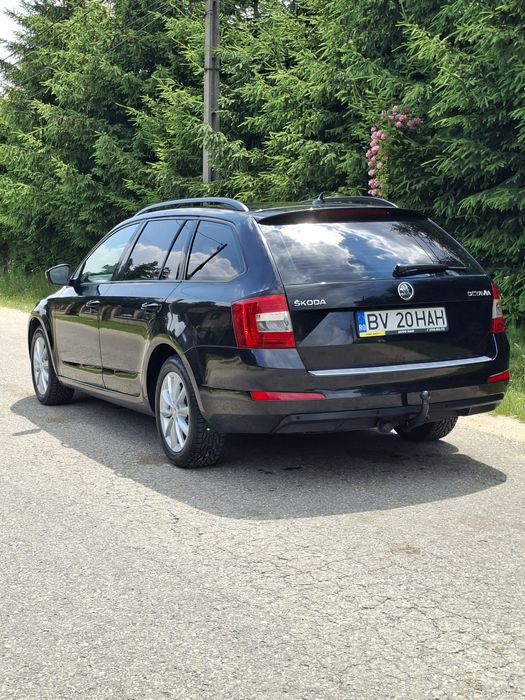 SKODA OCTAVIA III * ELEGANCE * Cutie de Viteze AUTOMATĂ * DSG 7 + 1* Negru Saphire * Navigatie * Tempomat * Km Reali * PDC* UNIC PROPRIETAR  ROMÂNIA *