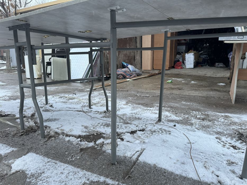 Продаётся складной стол 2,5 м