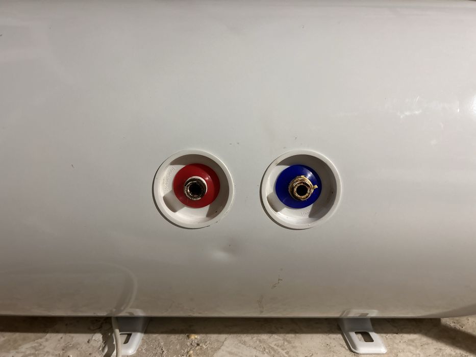 Аристон сатылады 80дік