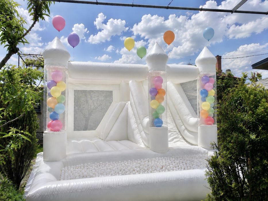 Мече изненада,парти маскот,надуваем замък,bubble house
