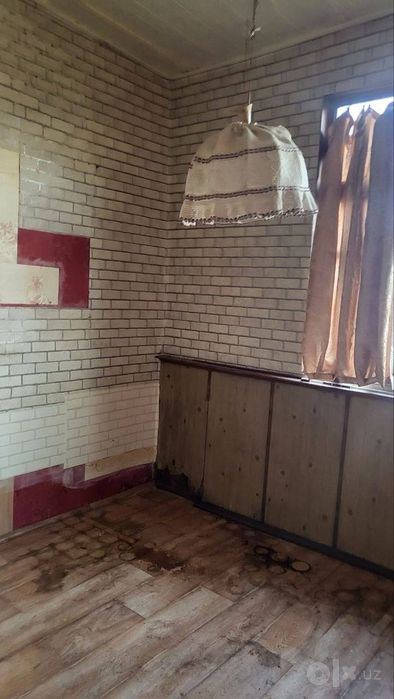 Юнусабад-12 3/5/5 Срочно!!! 65000 у.е около Метро