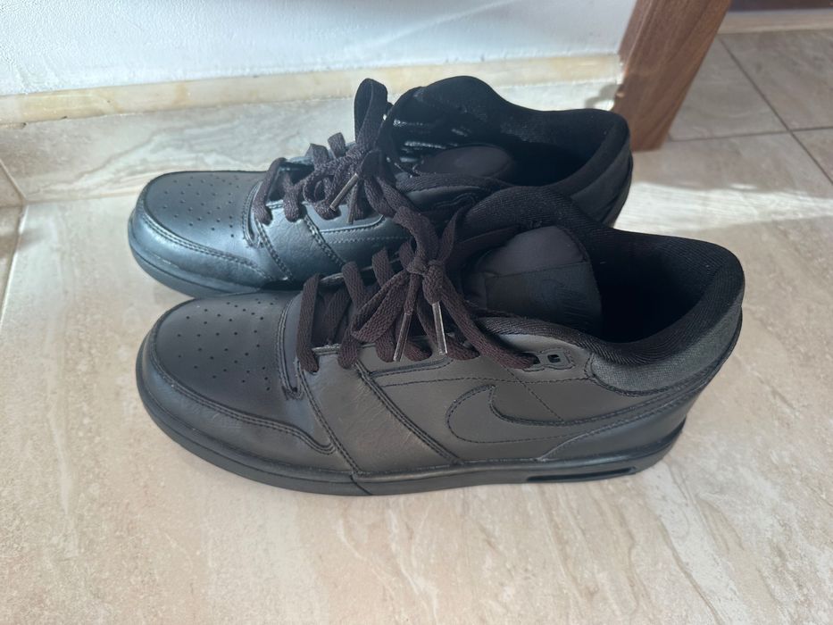 Nike AIR маратонки