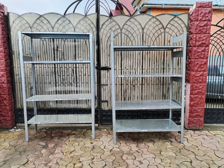 Rafturi metalice zincate pentru depozitare mărfuri ușoare 0