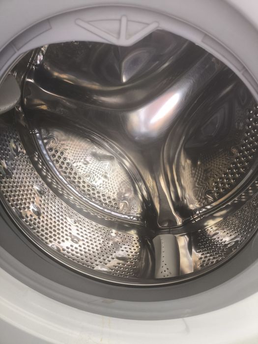 Продам стиральную машинку