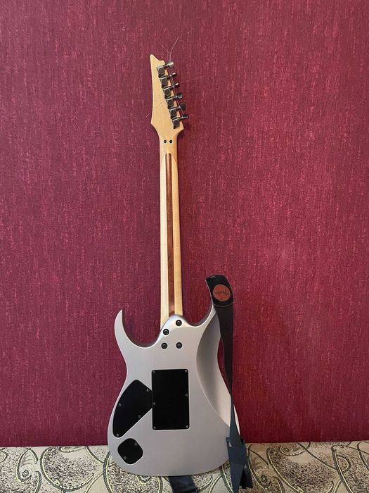 продам гитару " IBANEZ " RG series (JAPAN)