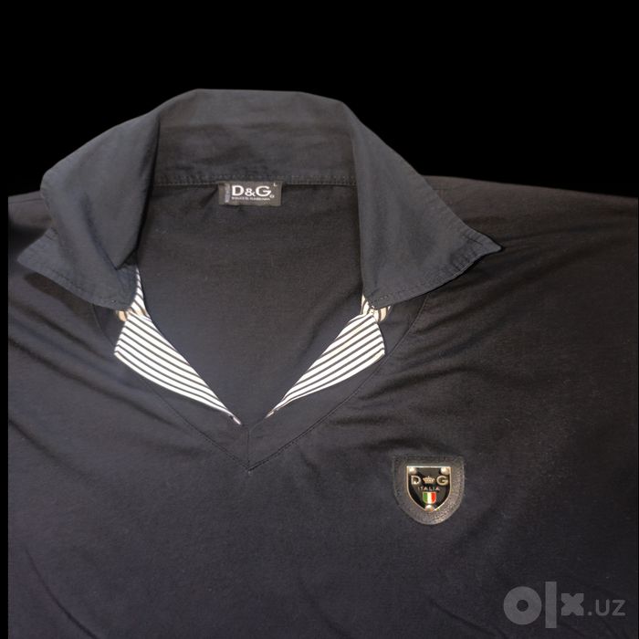 Dolce & Gabanna v-neck polo