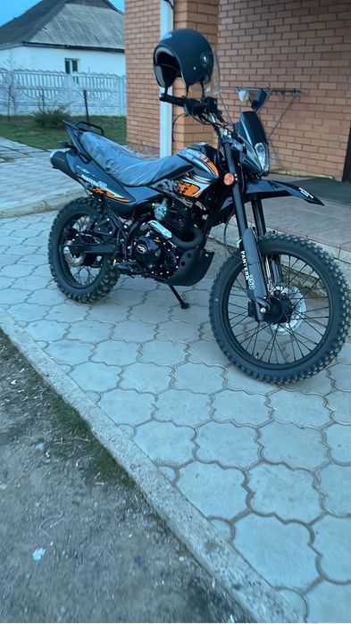 Мотоцикл 250 кубовый