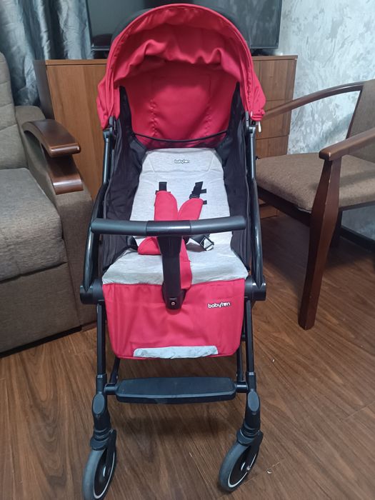 Детская коляска в отличном состоянии