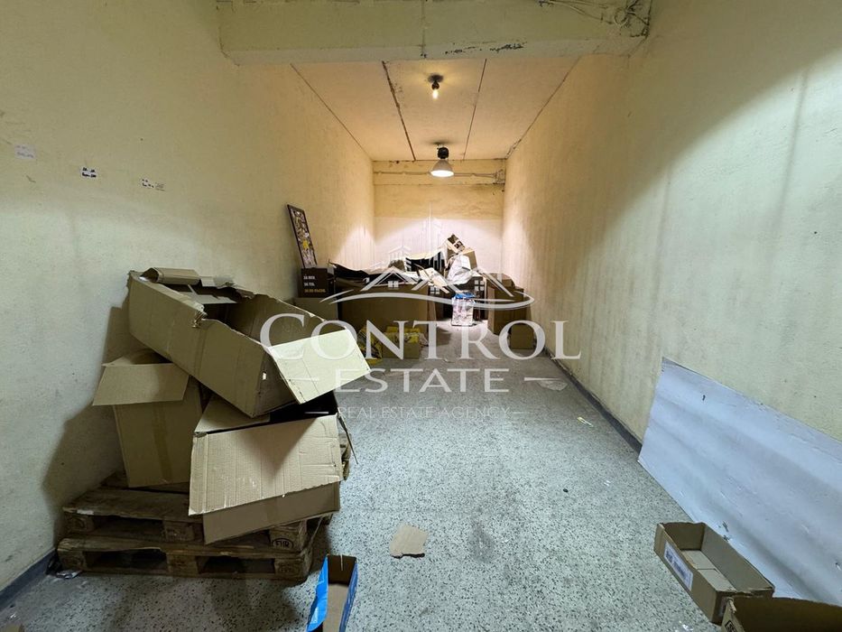 Склад в Велико Търново-Център площ 320 цена 1200