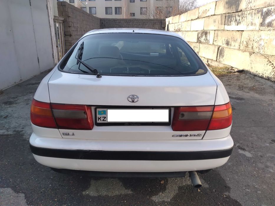 Тойота Карина Е, 1996 г.