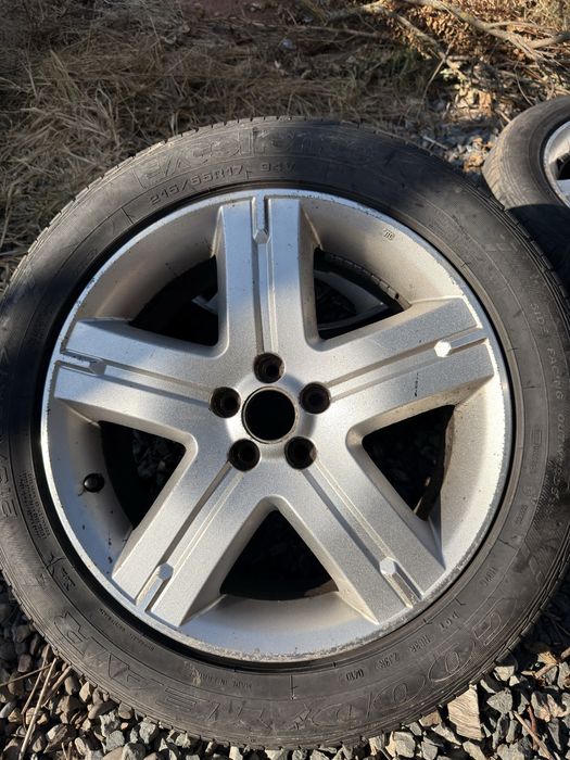 Jante subaru forester 215/55 R17