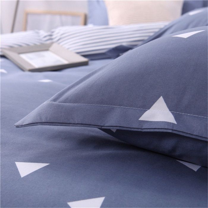 Lenjerie pat. Bumbac 100%. Invelitoare Pilota + 2 fete perna +cearceaf