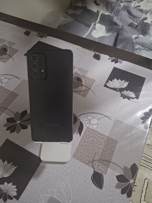 Samsung A 52 xotirasi 8/128 GB