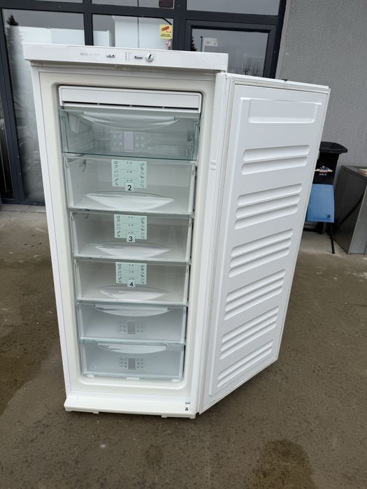 Фризер Миеле No Frost 145 см