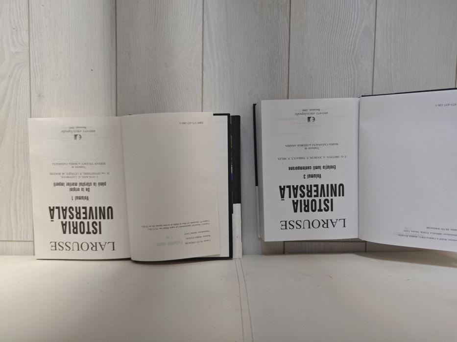Set Istoria Universala, Larousse, Complet, 3 vol, Univers Enciclopedic