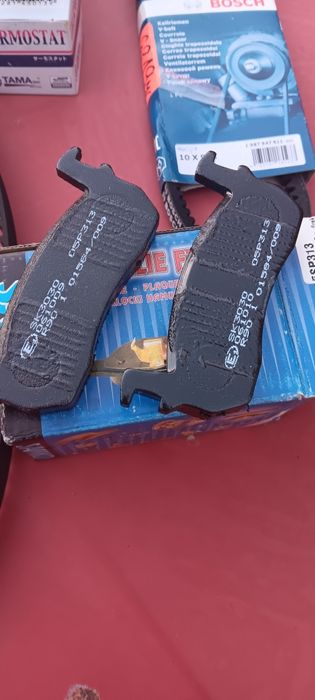 Продава нови части за Нисан