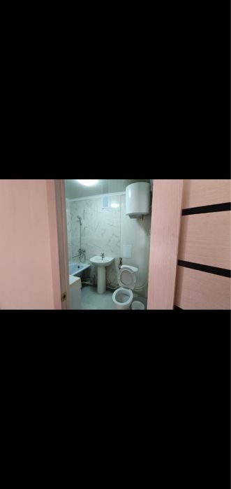 Продам 3 х комнатную квартиру! Теплые.,