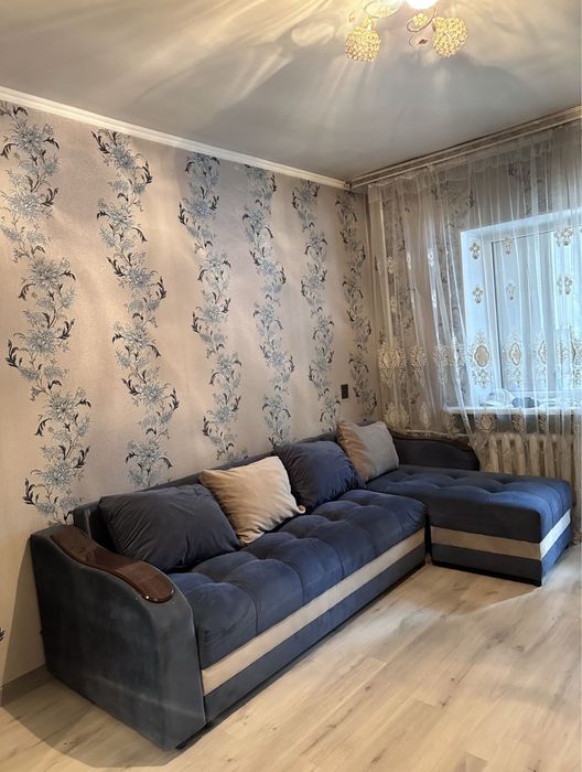 Диван углавой бу