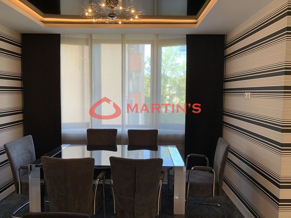 Продава се Тристаен апартамент в София, Витоша - 128 кв.м за 2256 €/кв.м - Снимка #1