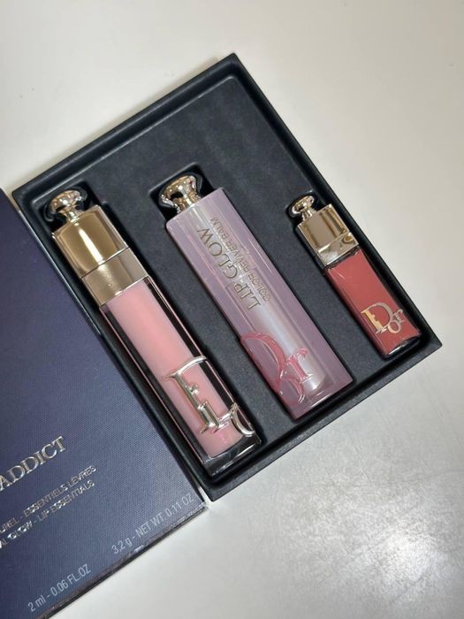 Набор косметики от Charlotte Tilbury