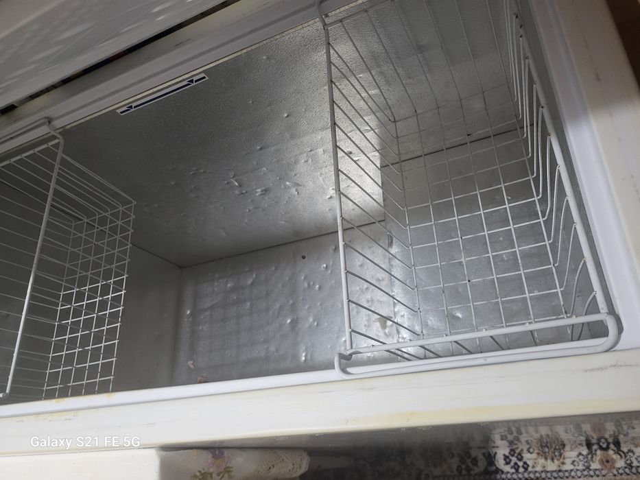 Продам морозильник