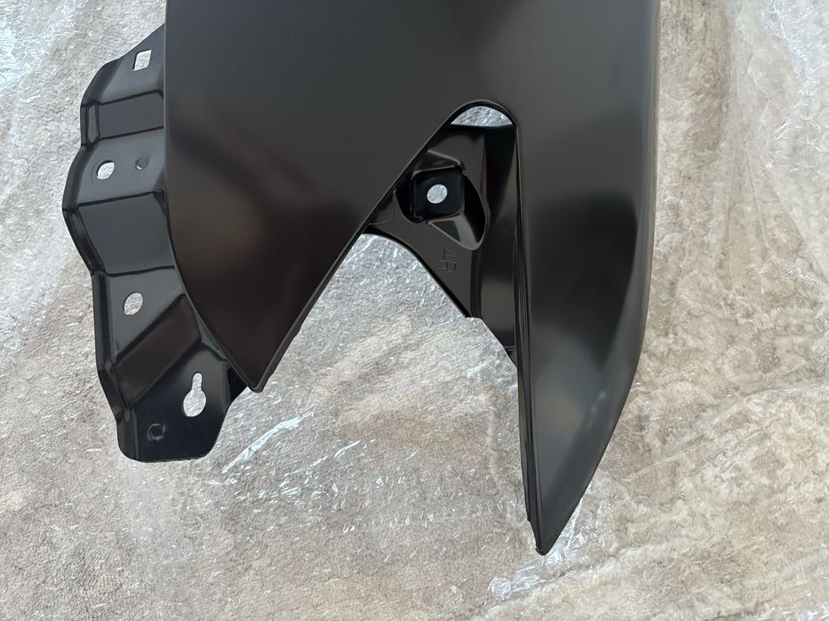 Правые Крыло Камри 40