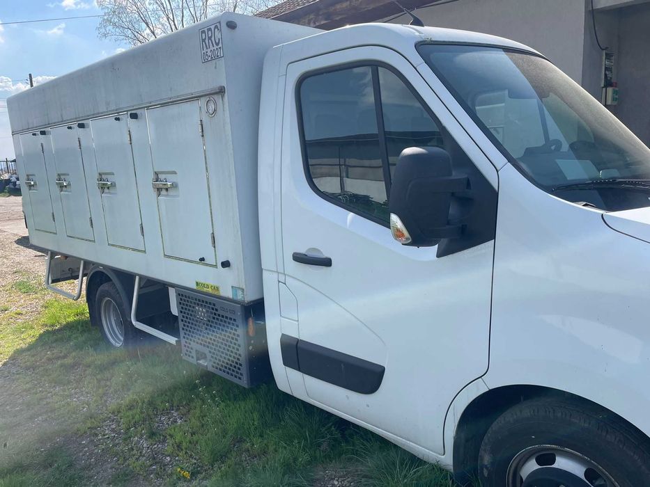 Vand camion de transport inghetata si produse congelate Euro 6 NOU
