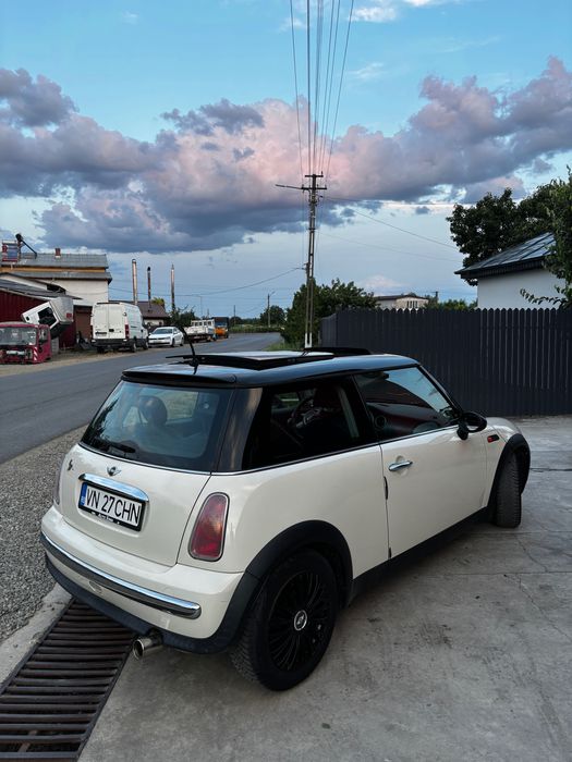 Mini Cooper 1.6 Benzină – 116 CP – 3.000 € negociabil