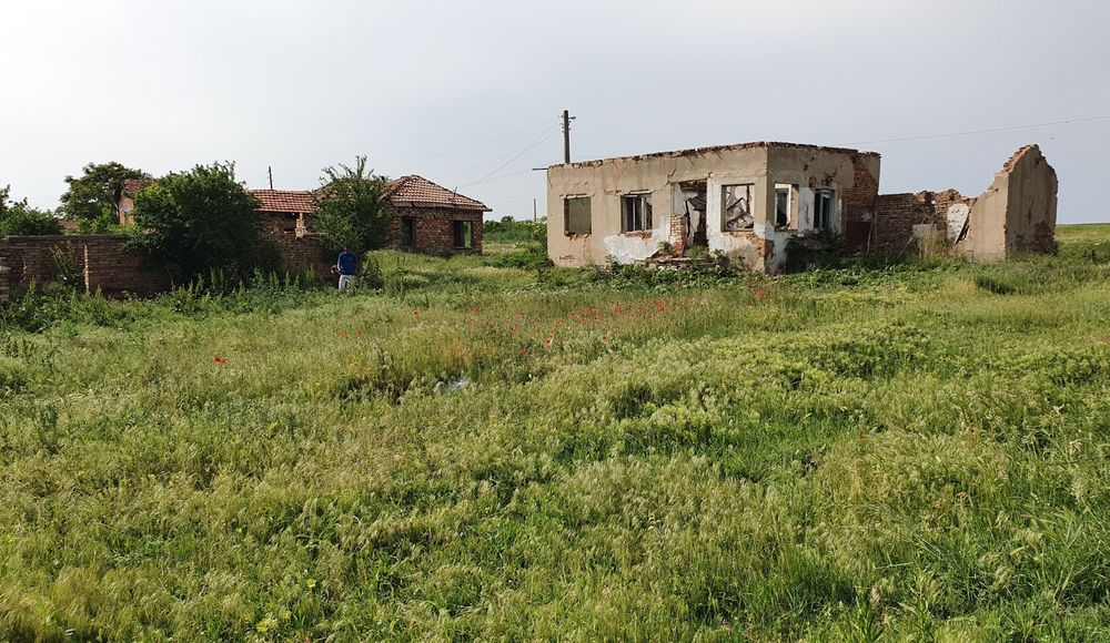 Продава се Къща в с. Горна Митрополия, Област Плевен - 100 кв.м за 29 €/кв.м - Снимка #1