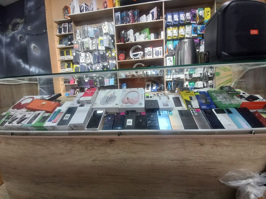 Telfon sotamza ultra iPhone xiomi