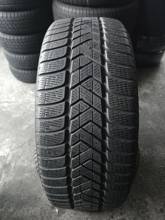 Pirelli 235/50 R19 103H MS iarnă