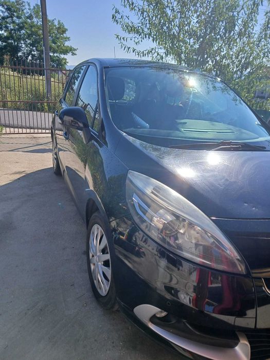 RENAULT Scenic 2012 — imagine 4