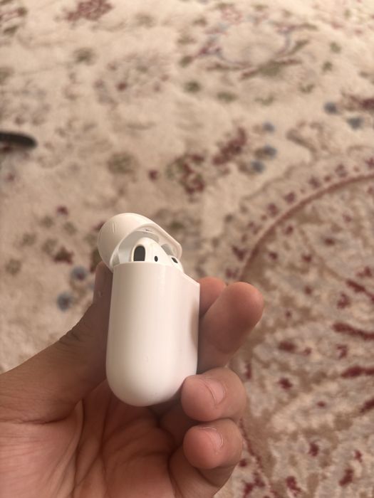 Оригинал airpods 2