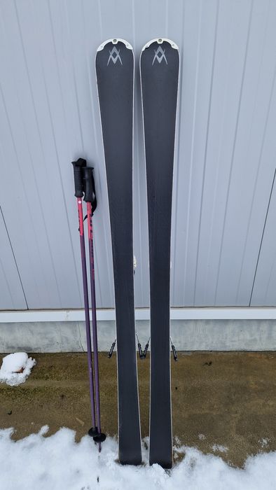Schiuri Volkl 155 cm dama set complet