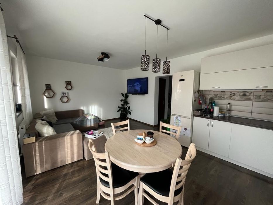 Vand casa tip duplex