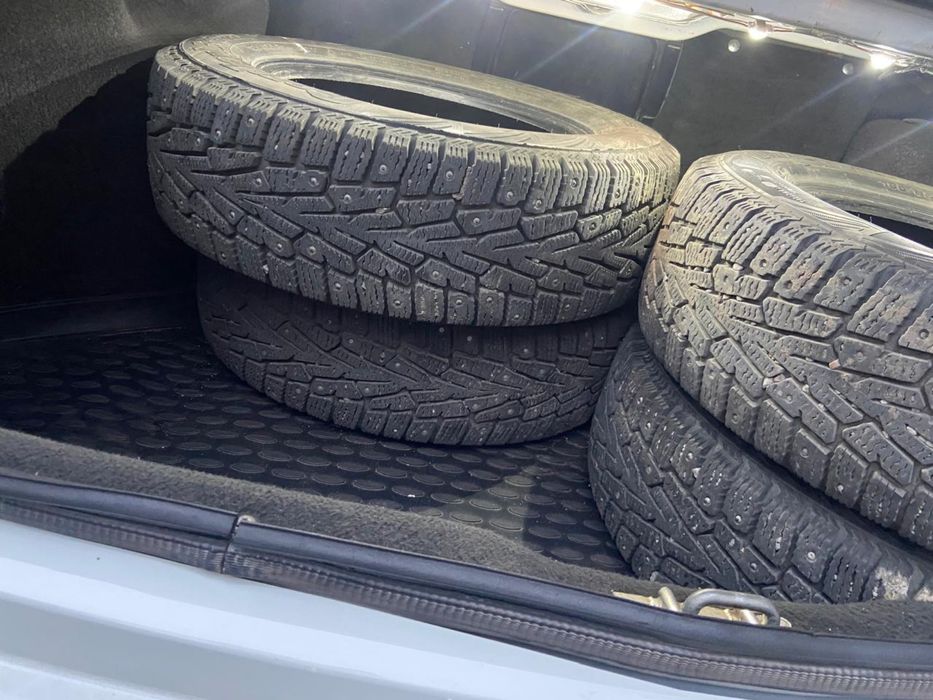 Продам зимние шины R14