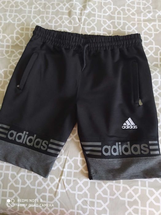 Pantaloni scurți adidas