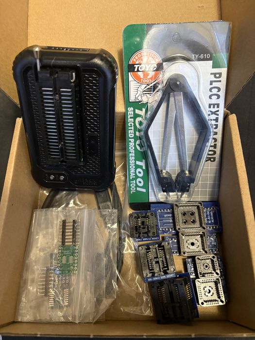 XGECU T48 програматор с 7 адаптера