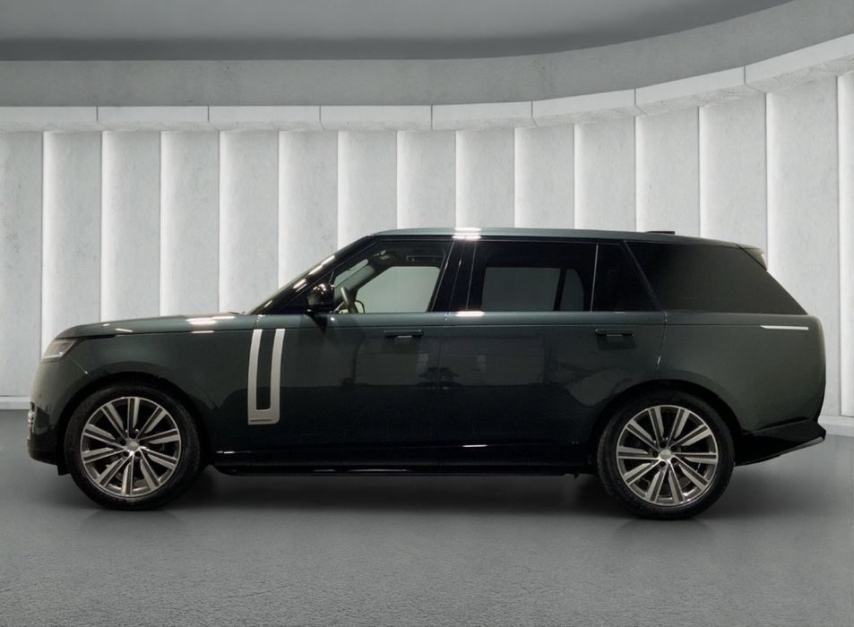 Range Rover Autobiography P530 LWB 7-Seat (Green Color)