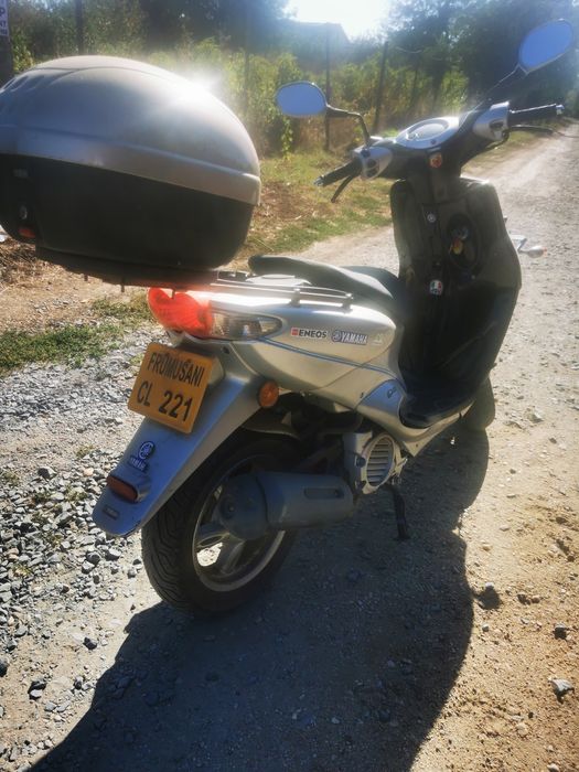 Scuter Yamaha Neos 4t