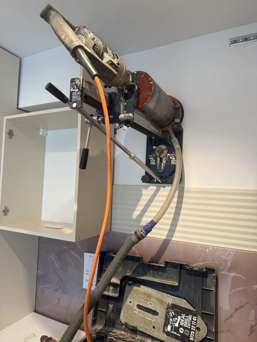 Carotam Rapid si Curat Gauri Pentru: Hota Centrala Termica Aer Conditionat Ventilatii Aerisiri Scurgeri Scule Profesionale Experienta de peste 8 ani